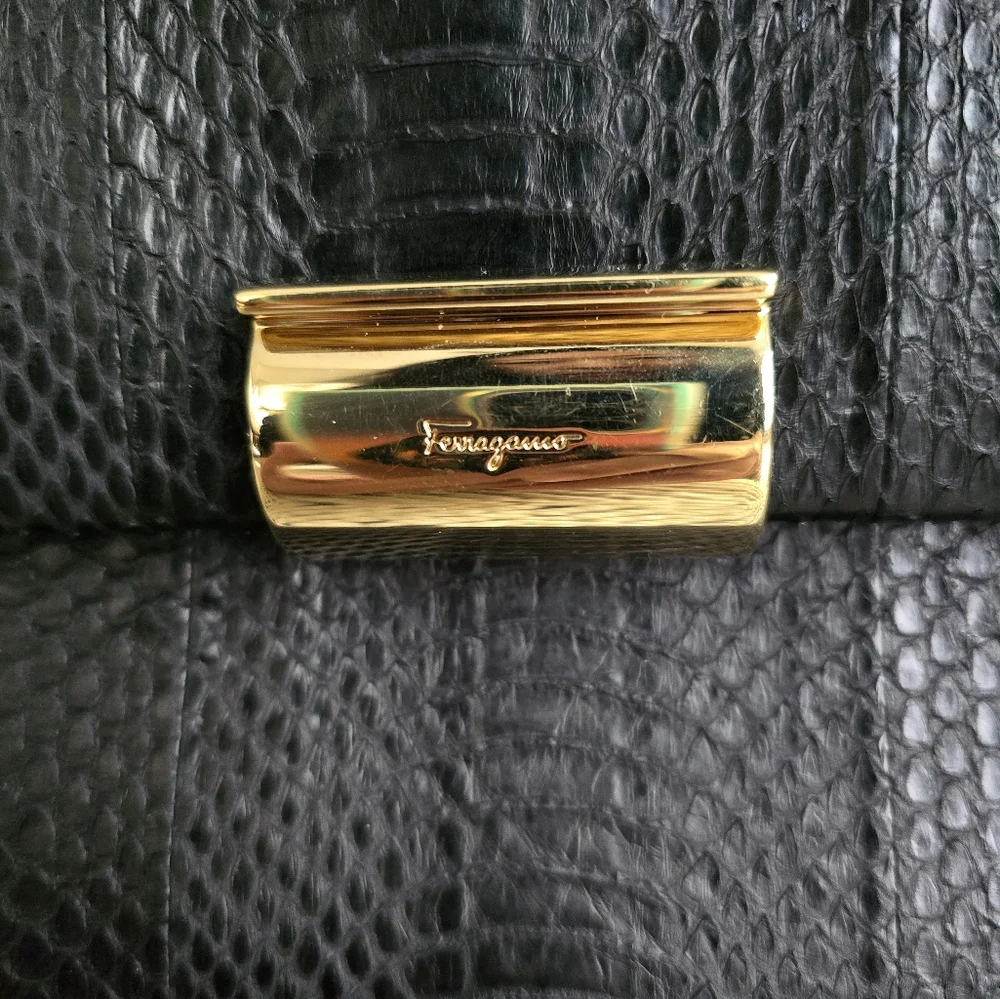 ๐ Salvatore Ferragamo Authentic Black Python Bag - Picture 12 of 15